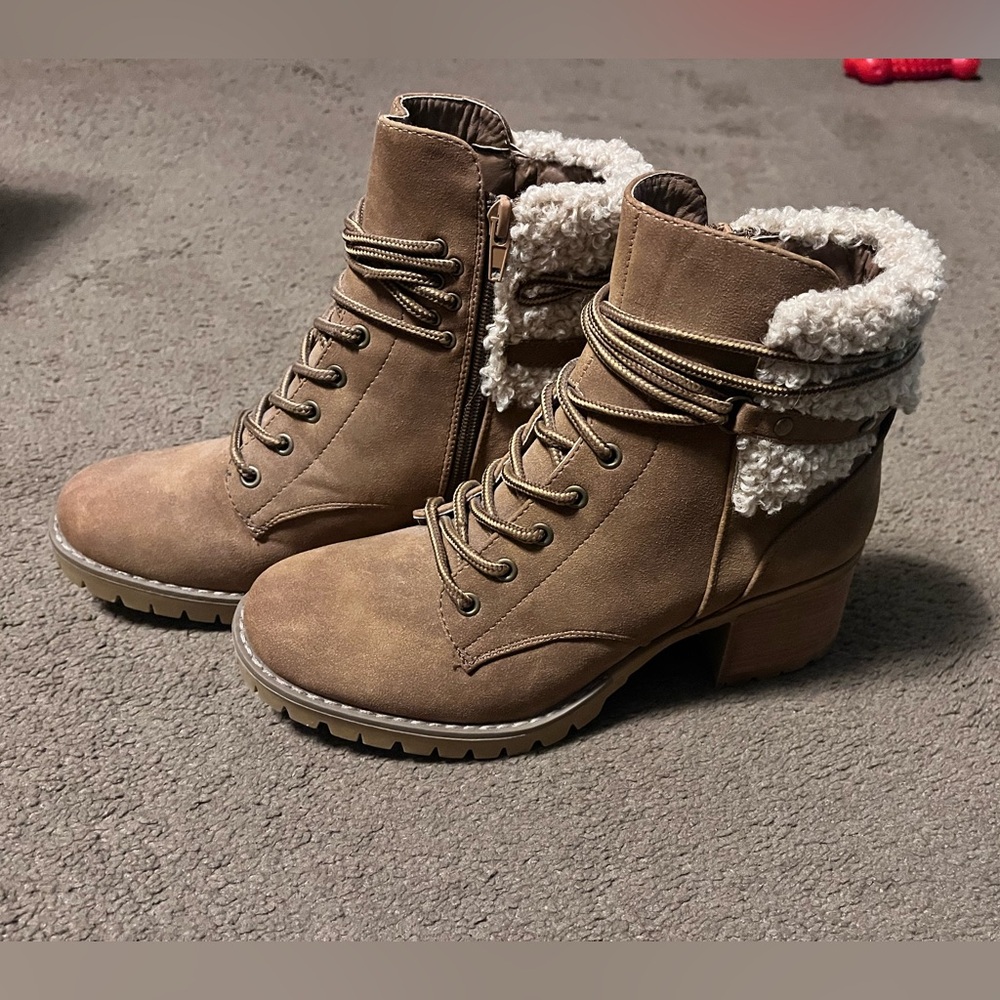 Booties 💜